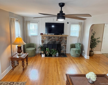 221 Grand Avenue - Photo Thumbnail 22