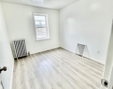 320 Jericho Turnpike - Photo Thumbnail 5