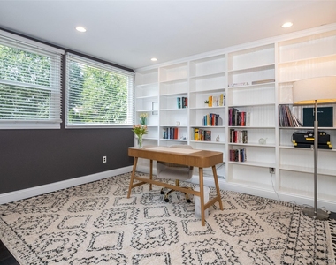 17 Edgewood Avenue - Photo Thumbnail 26
