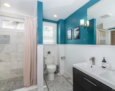 17 Edgewood Avenue - Photo Thumbnail 24