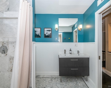 17 Edgewood Avenue - Photo Thumbnail 25