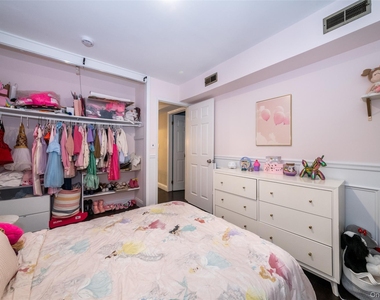17 Edgewood Avenue - Photo Thumbnail 19