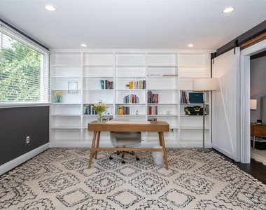 17 Edgewood Avenue - Photo Thumbnail 27