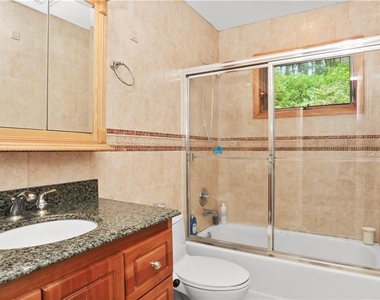 4 Pinewood Circle - Photo Thumbnail 18