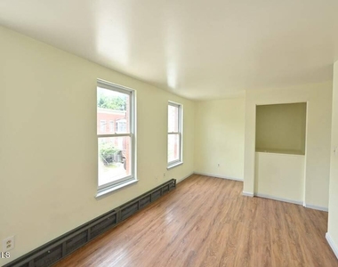 217 1st Street - Photo Thumbnail 5