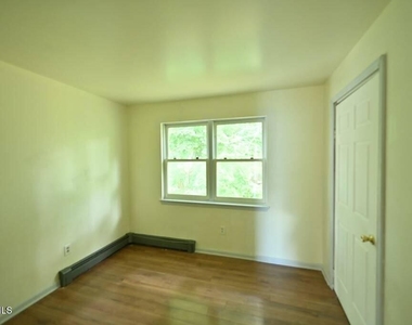 217 1st Street - Photo Thumbnail 11