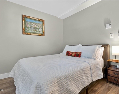 7 James Court - Photo Thumbnail 18