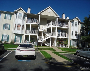 313 Wimbeldon Court - Photo Thumbnail 6