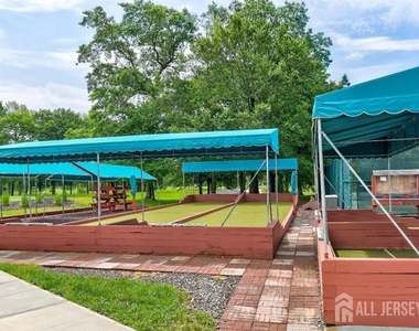 278 Crosse Drive - Photo Thumbnail 19