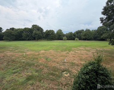 278 Crosse Drive - Photo Thumbnail 17