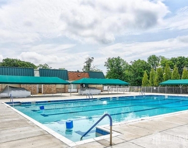 278 Crosse Drive - Photo Thumbnail 22