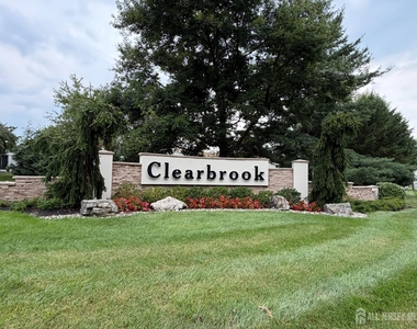 278 Crosse Drive - Photo Thumbnail 26