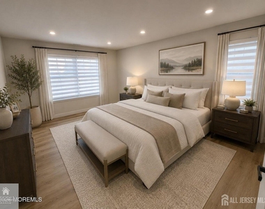 341 Danbury Lane - Photo Thumbnail 17