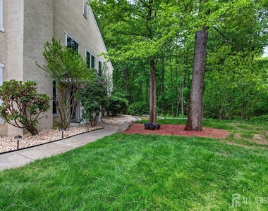 64 Ashford Drive - Photo Thumbnail 1