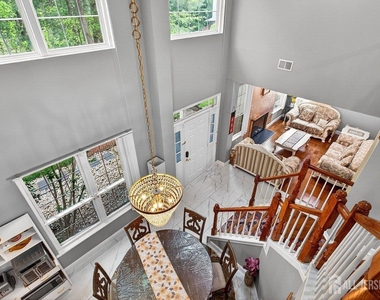 64 Ashford Drive - Photo Thumbnail 12