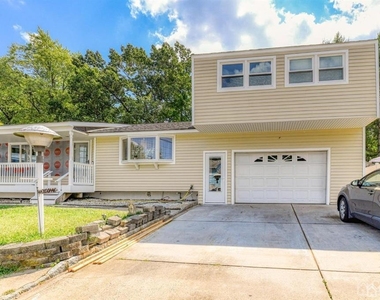 22 Baker Drive - Photo Thumbnail 7