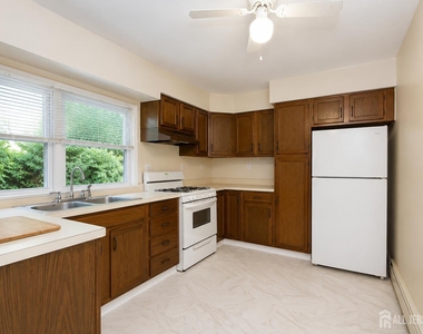 22 Baker Drive - Photo Thumbnail 2