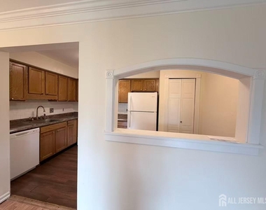 1306 Sayre Drive - Photo Thumbnail 24