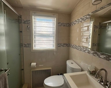 329 Ford Ave Avenue - Photo Thumbnail 18
