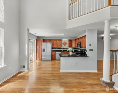 16 Lee Court - Photo Thumbnail 13