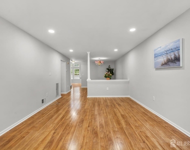 16 Lee Court - Photo Thumbnail 19