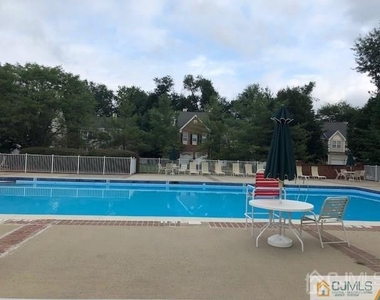 16 Lee Court - Photo Thumbnail 45