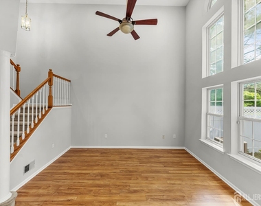 16 Lee Court - Photo Thumbnail 21