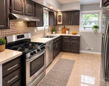 183 E Henry Place E - Photo Thumbnail 16