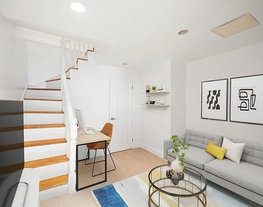 323 E 90th Street - Photo Thumbnail 8