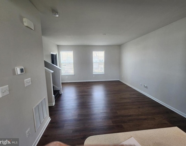 26 Kirby Court - Photo Thumbnail 8
