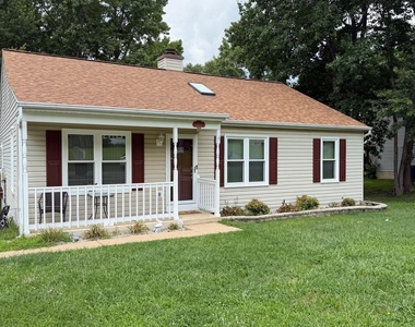 11722 Camelot Way - Photo Thumbnail 1