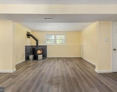8201 Morningside Drive - Photo Thumbnail 19