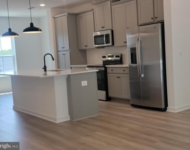36165 Wilderness Shores Way - Photo Thumbnail 1