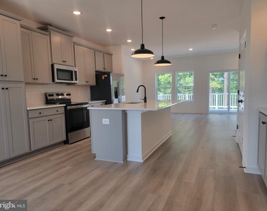 36165 Wilderness Shores Way - Photo Thumbnail 7