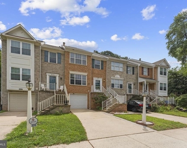 8644 Sanderling Drive - Photo Thumbnail 2