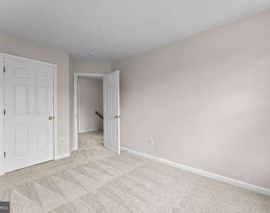 8644 Sanderling Drive - Photo Thumbnail 46