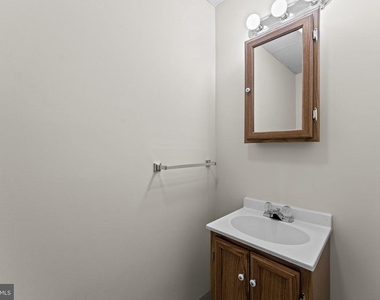 8644 Sanderling Drive - Photo Thumbnail 59