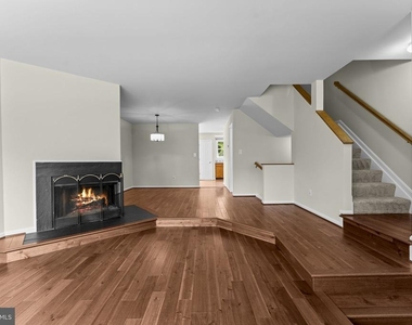 8644 Sanderling Drive - Photo Thumbnail 12