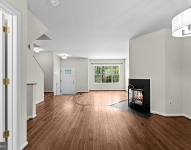8644 Sanderling Drive - Photo Thumbnail 13