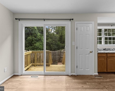 8644 Sanderling Drive - Photo Thumbnail 22