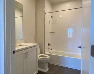 22274 Rivanna Shore Ter - Photo Thumbnail 6