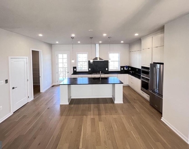 22274 Rivanna Shore Ter - Photo Thumbnail 10