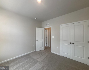 42635 Darala Drive - Photo Thumbnail 21