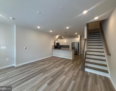 42635 Darala Drive - Photo Thumbnail 2