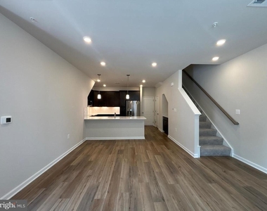 42639 Darala Drive - Photo Thumbnail 2