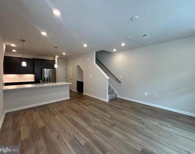 42639 Darala Drive - Photo Thumbnail 1