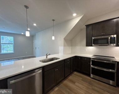 42639 Darala Drive - Photo Thumbnail 7