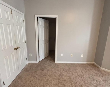 42902 Overly Square - Photo Thumbnail 21