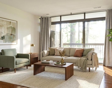 1643 Parkcrest Circle - Photo Thumbnail 6