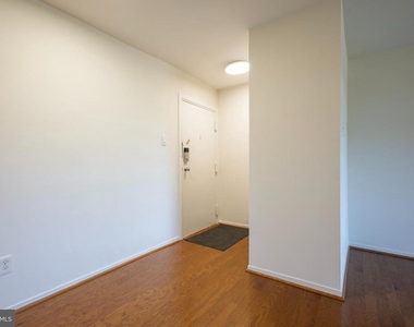 1643 Parkcrest Circle - Photo Thumbnail 22
